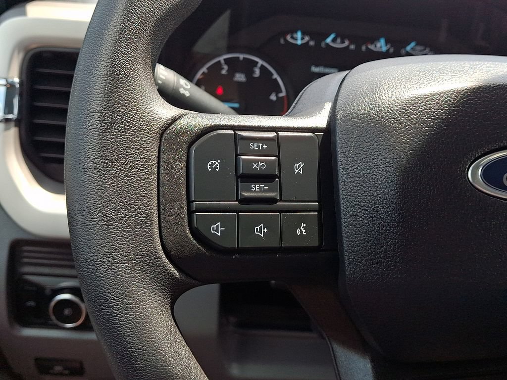 Used 2025 Ford F250 XLT AWD/4WD image 21