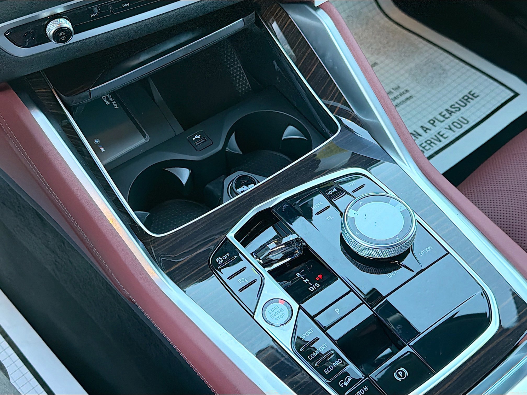 New 2026 BMW X6 xDrive40i w/ Executive Package image 28