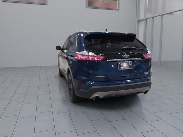 Used 2020 Ford Edge SEL w/ Cold Weather Package image 7