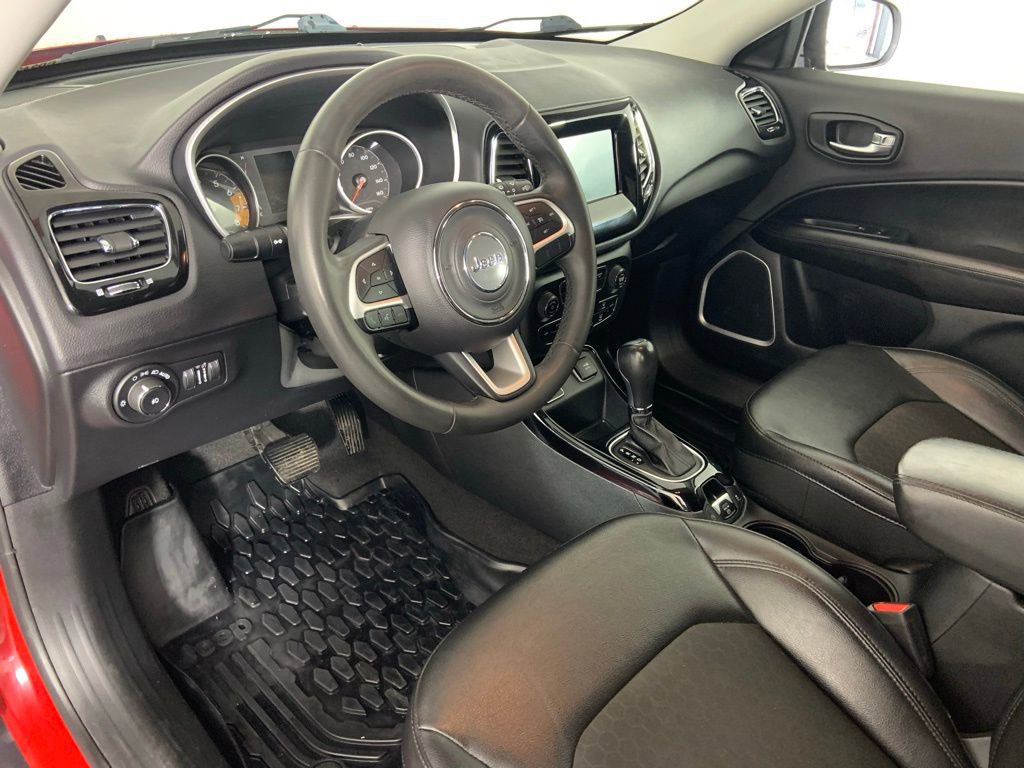 Used 2021 Jeep Compass Latitude image 27