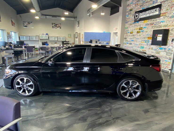 Used 2025 Honda Civic Sport Touring image 3