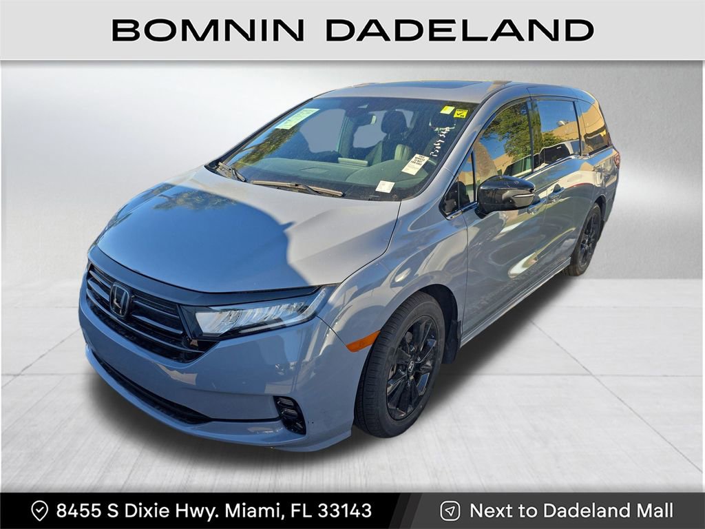 Used 2024 Honda Odyssey Sport image 2