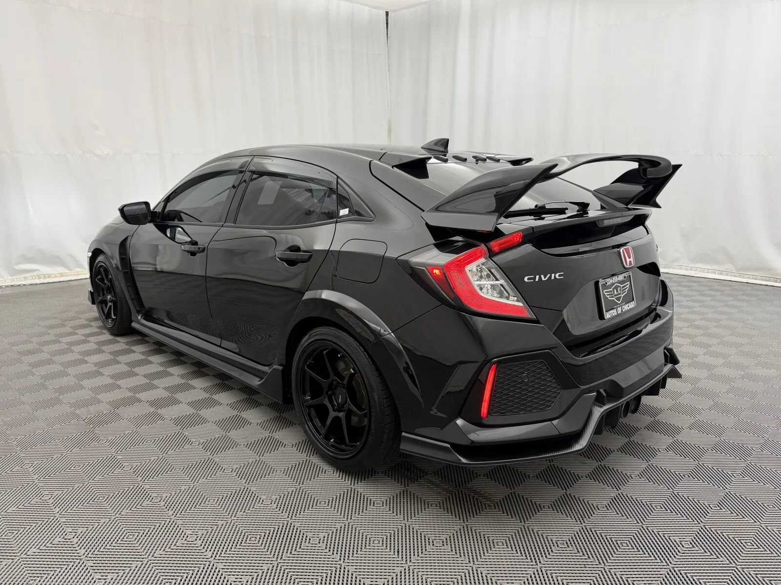 Used 2018 Honda Civic Type R image 7