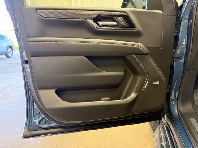 New 2026 GMC Yukon Elevation w/ Technology Package AWD/4WD image 15