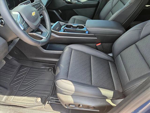 Used 2025 Chevrolet Equinox LT w/ Convenience Package II image 16