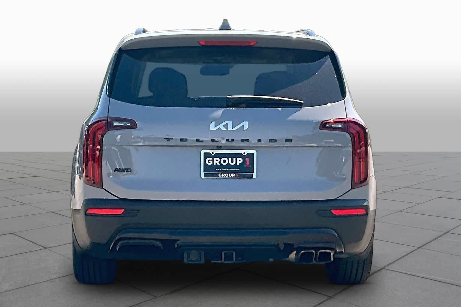 Used 2022 Kia Telluride SX w/ SX Prestige Package AWD/4WD image 5