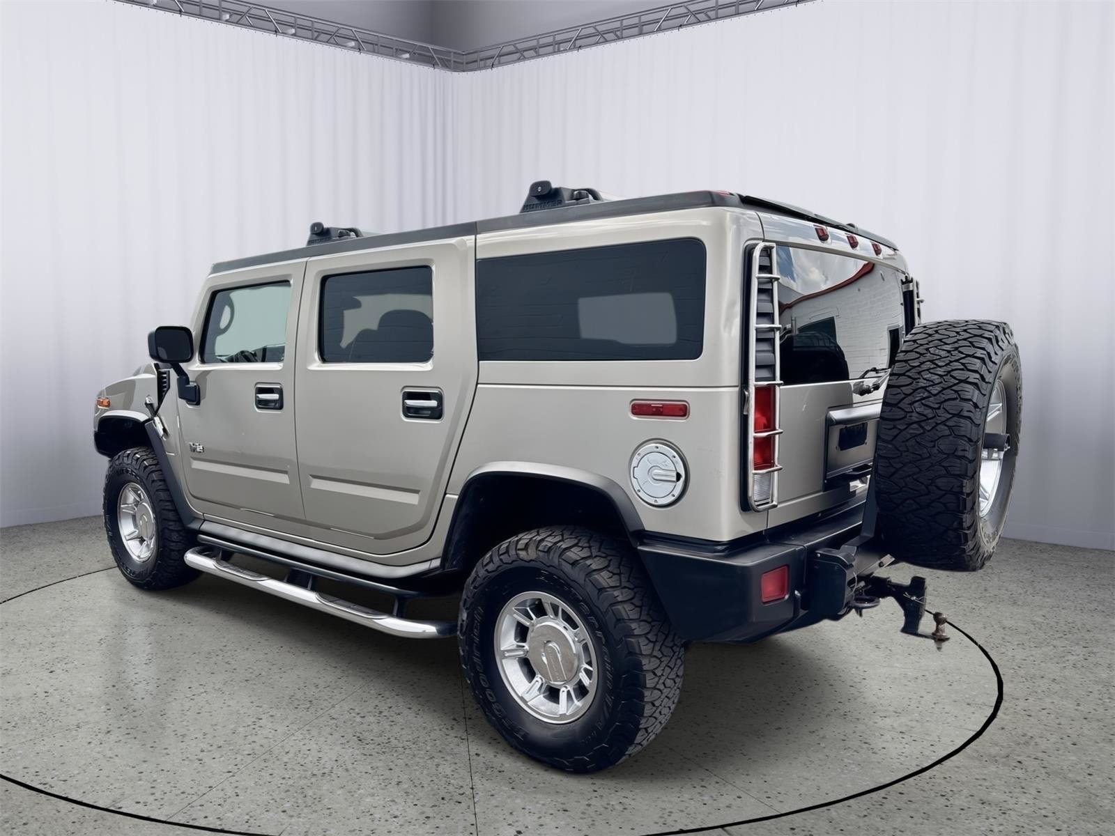 Used 2005 HUMMER H2 w/ Preferred Equipment Group AWD/4WD image 10