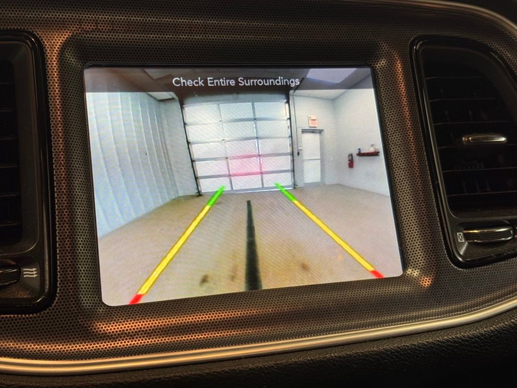 Used 2015 Dodge Challenger R/T Scat Pack w/ Leather Interior Group image 35