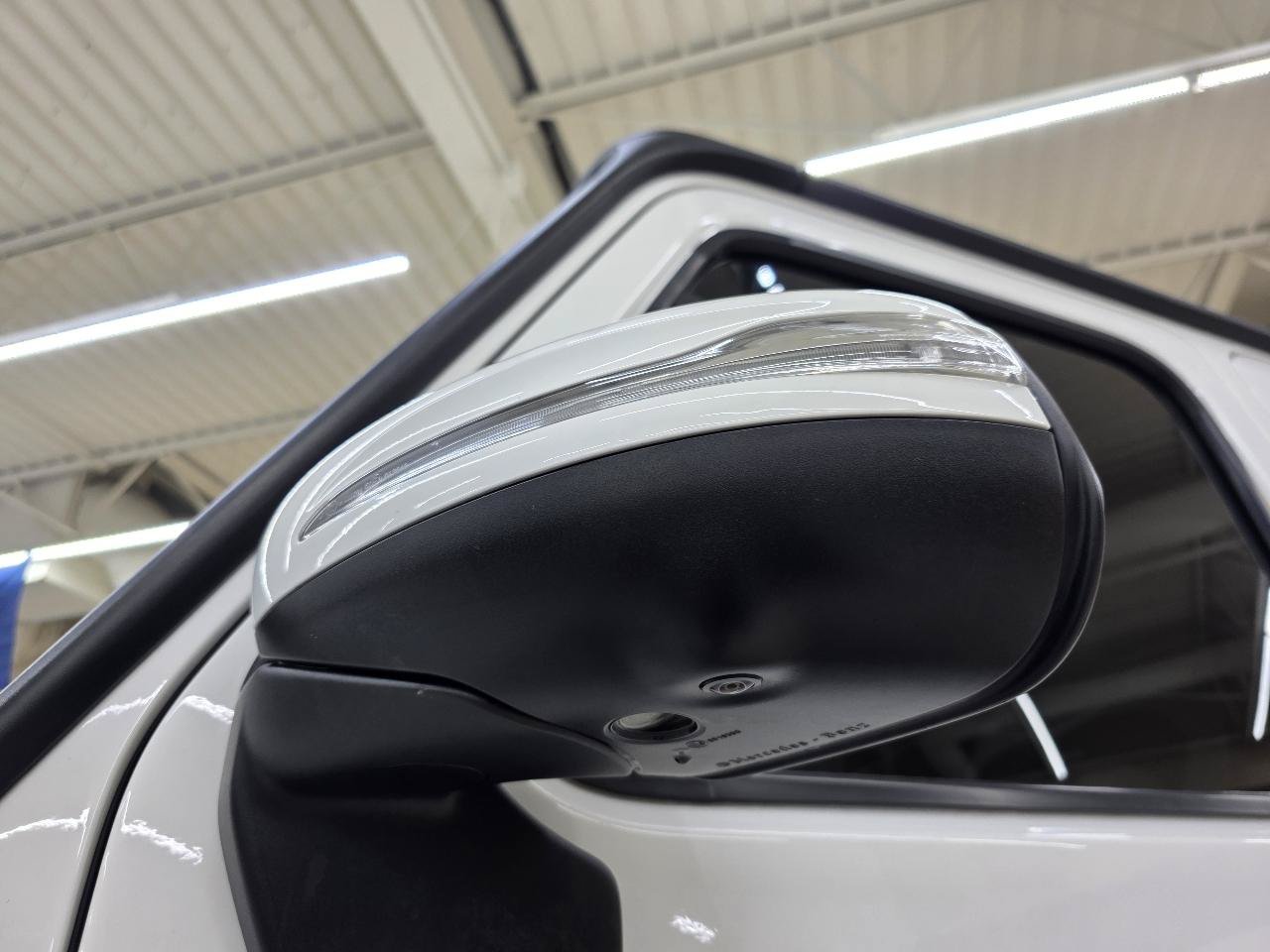 Used 2021 Mercedes-Benz G 63 AMG 4MATIC w/ G Manufaktur Interior Package image 11