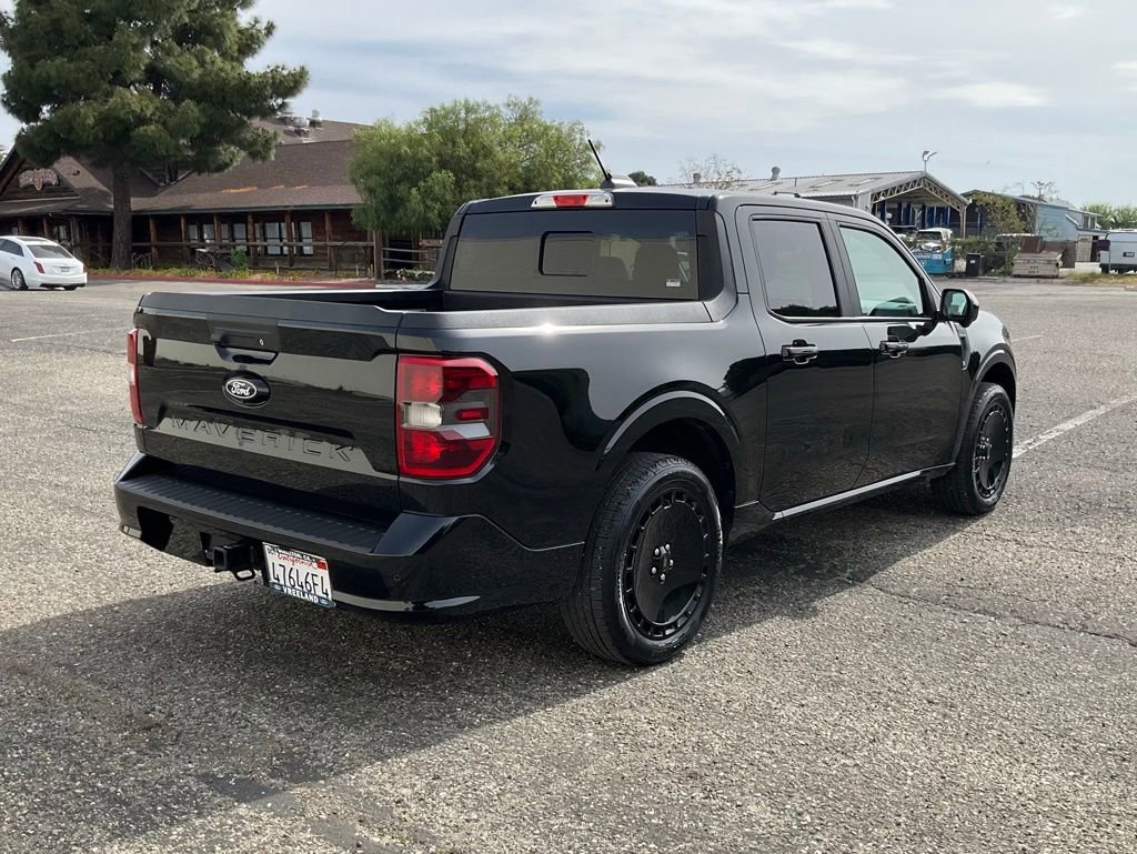 Used 2025 Ford Maverick Lobo image 6