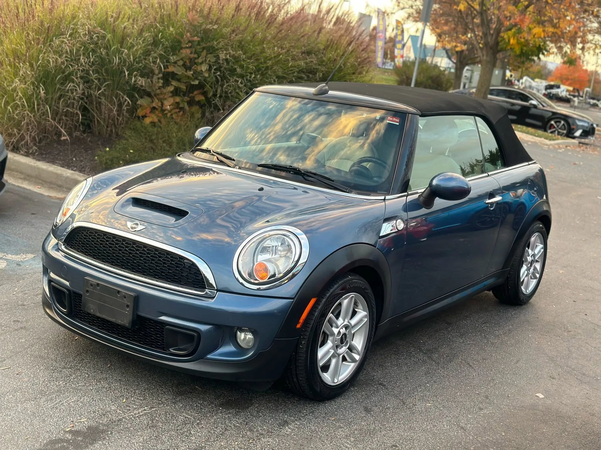 Used 2011 MINI Cooper S image 1