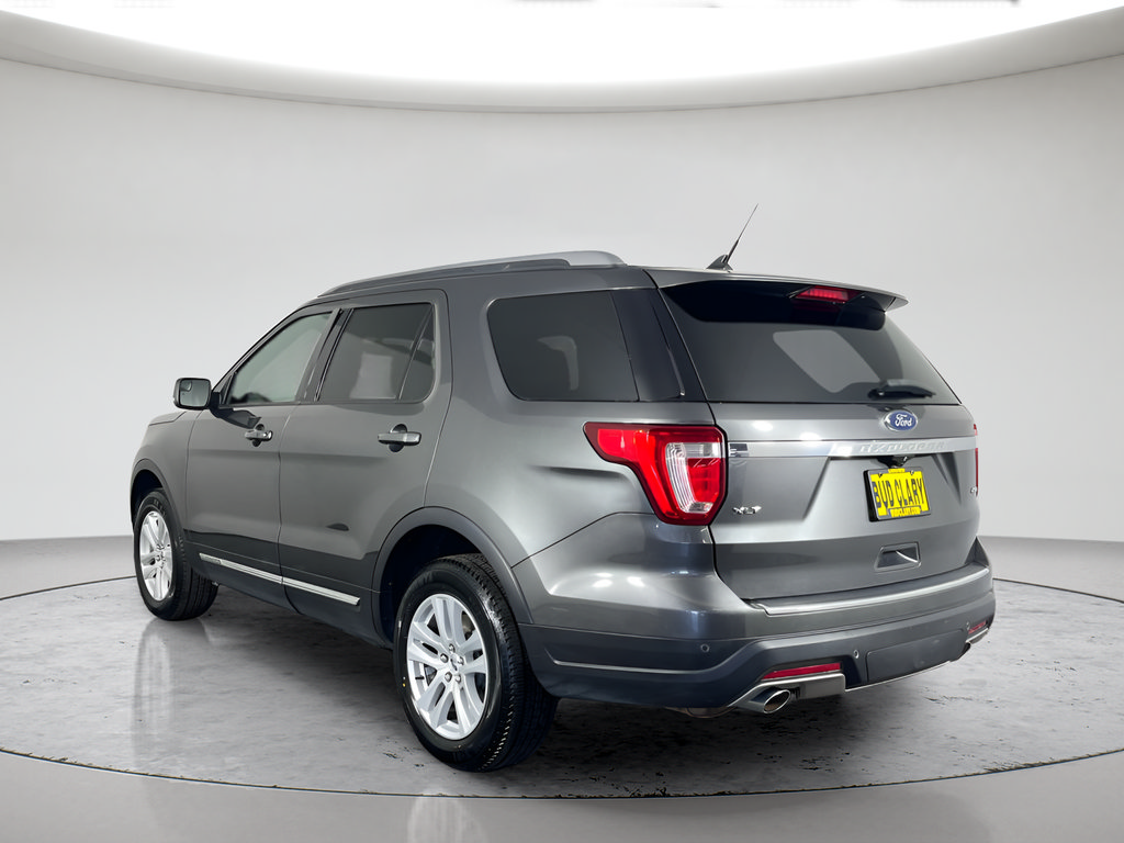 Used 2018 Ford Explorer XLT w/ Equipment Group 202A AWD/4WD image 7