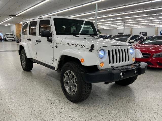 Used 2017 Jeep Wrangler Unlimited Rubicon w/ Connectivity Group image 3