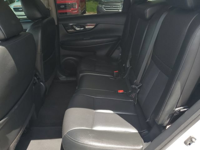 Used 2020 Nissan Rogue SL FWD image 15