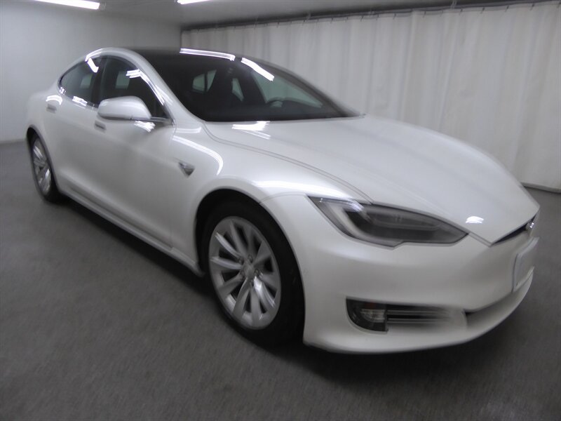 Used 2018 Tesla Model S 75D AWD/4WD image 2