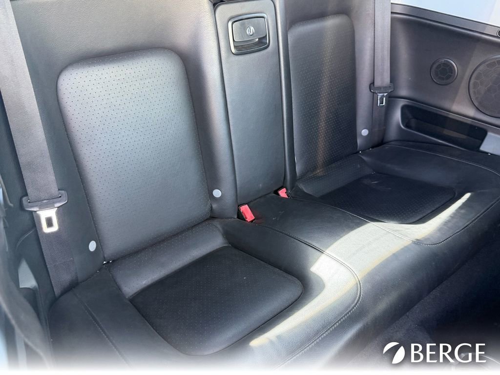 Used 2010 Volkswagen Beetle Final Edition FWD image 15