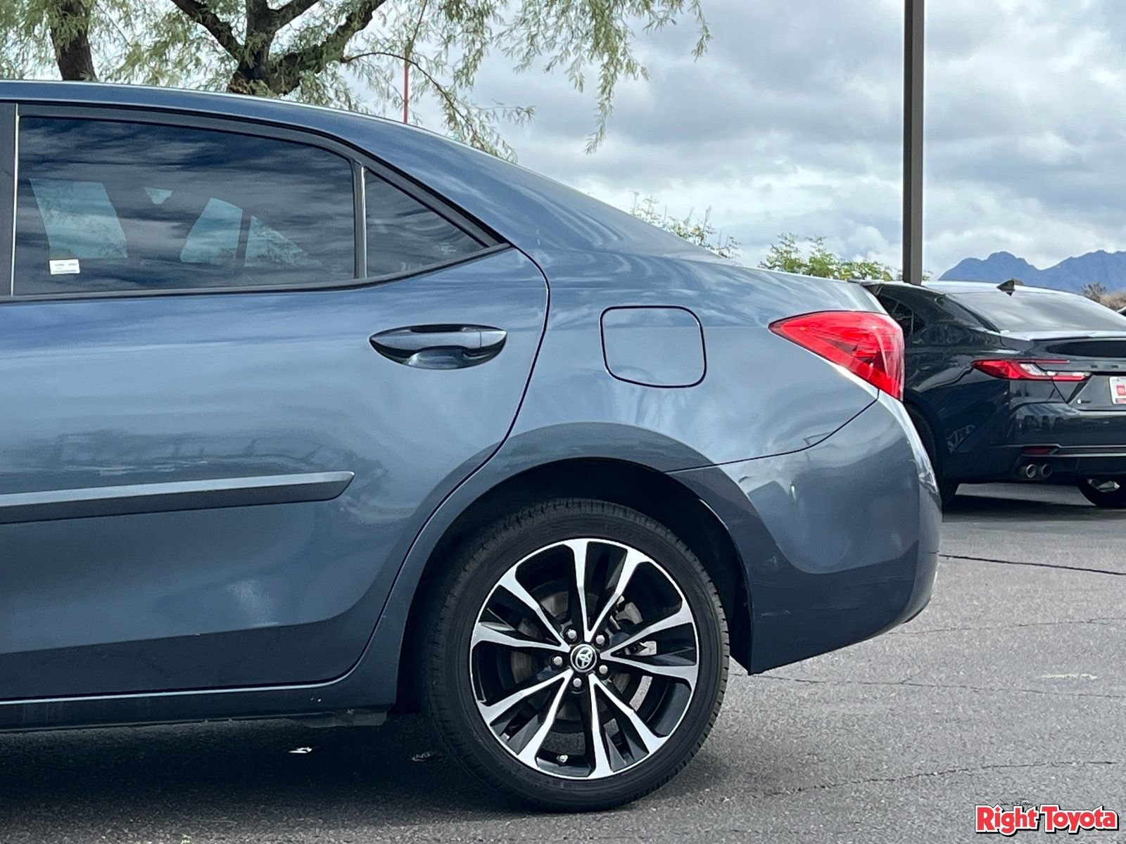 Certified 2018 Toyota Corolla SE FWD image 11
