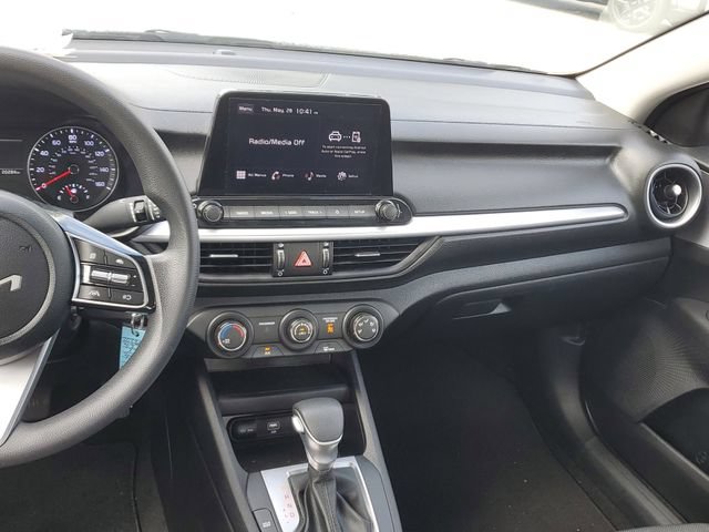 Certified 2024 Kia Forte LXS w/ LXS Technology Package FWD image 12