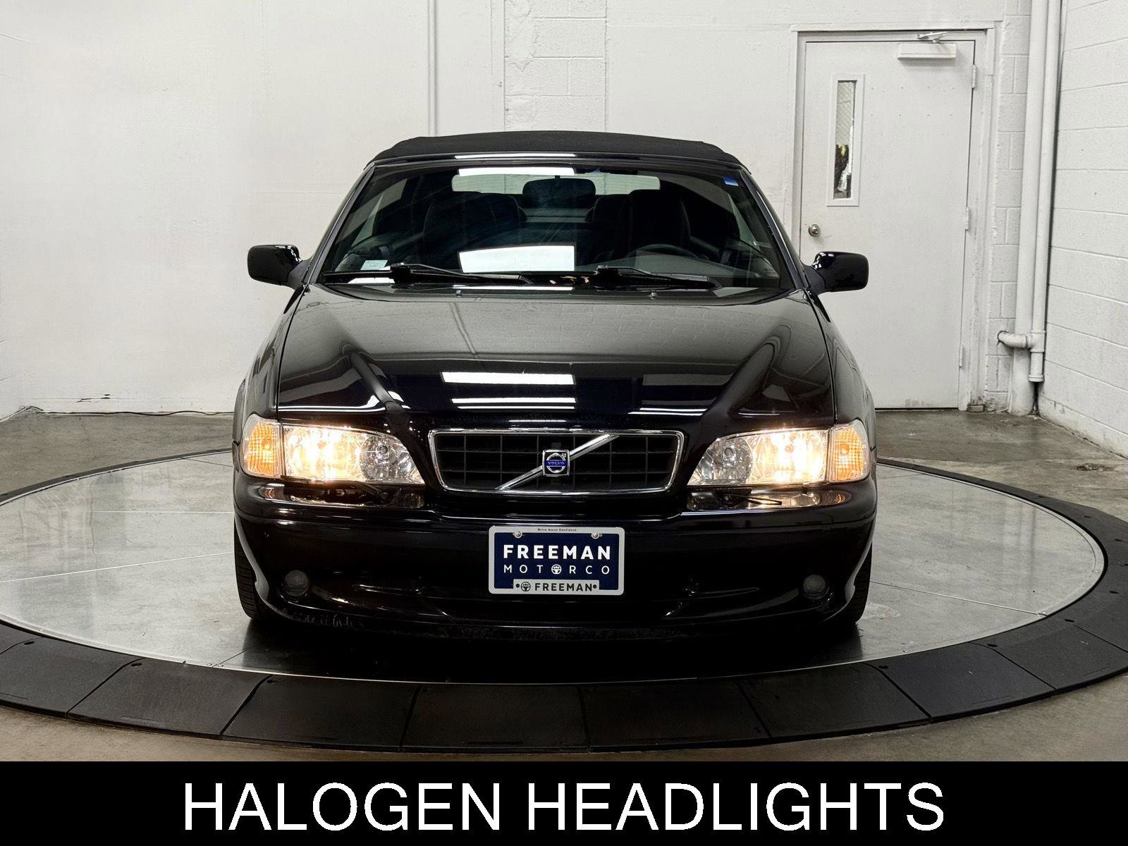 Used 2004 Volvo C70 HT FWD image 3
