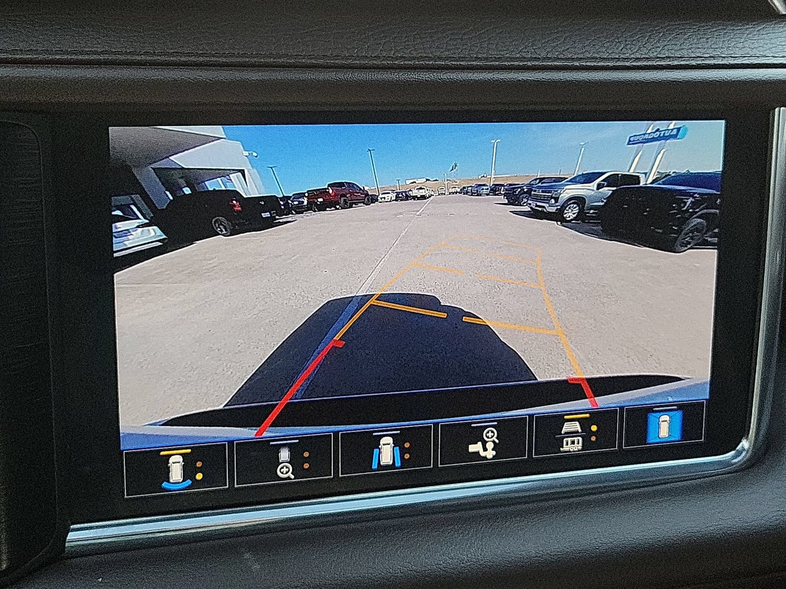 Used 2021 GMC Yukon Denali w/ Denali Premium Package RWD image 15