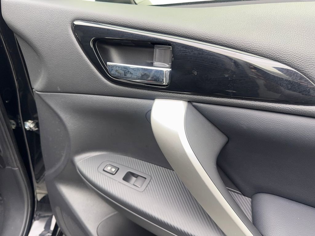 Used 2024 Mitsubishi Eclipse Cross SE image 49