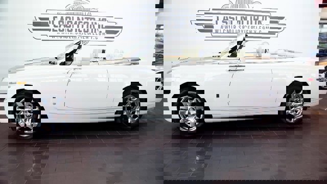 Used 2011 Rolls-Royce Phantom Drophead Coupe image 3