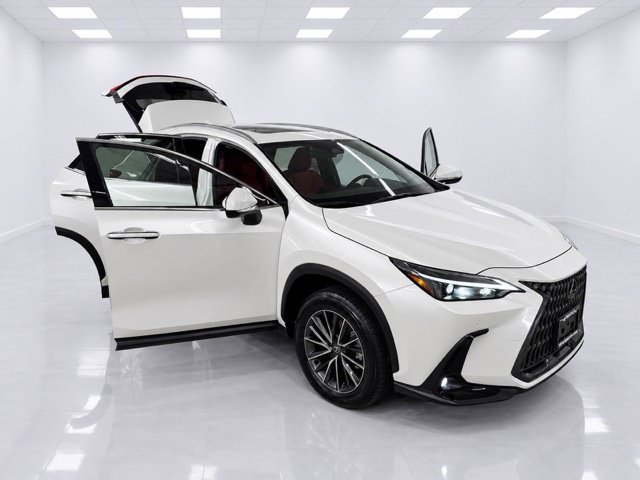 Used 2025 Lexus NX 350 AWD w/ Accessory Package (2T) image 11