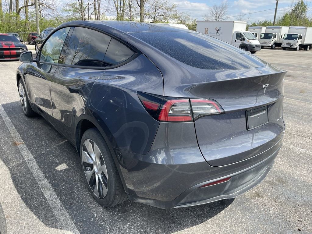 Used 2023 Tesla Model Y Long Range image 8