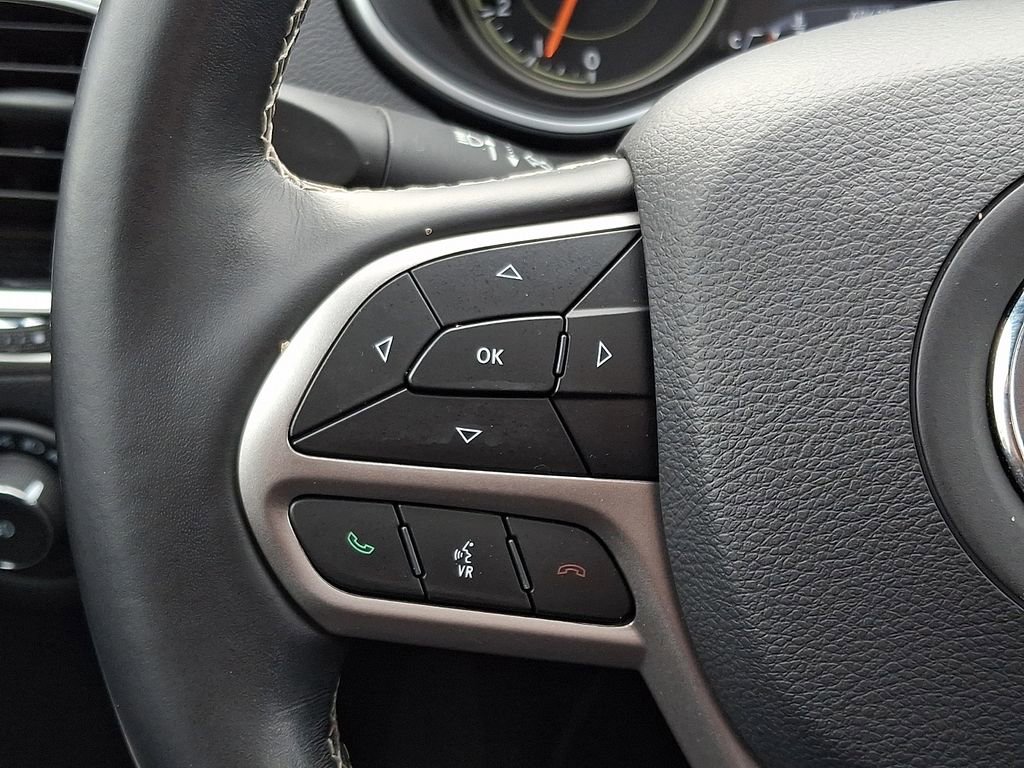 Used 2021 Jeep Cherokee Latitude Lux 80th Anniv w/ Quick Order Package 26U 80TH image 22