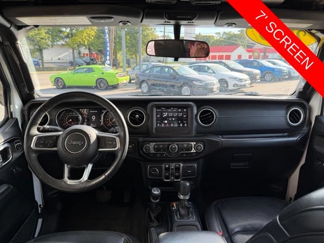 Used 2019 Jeep Wrangler Unlimited Sahara w/ LED Lighting Group AWD/4WD image 3