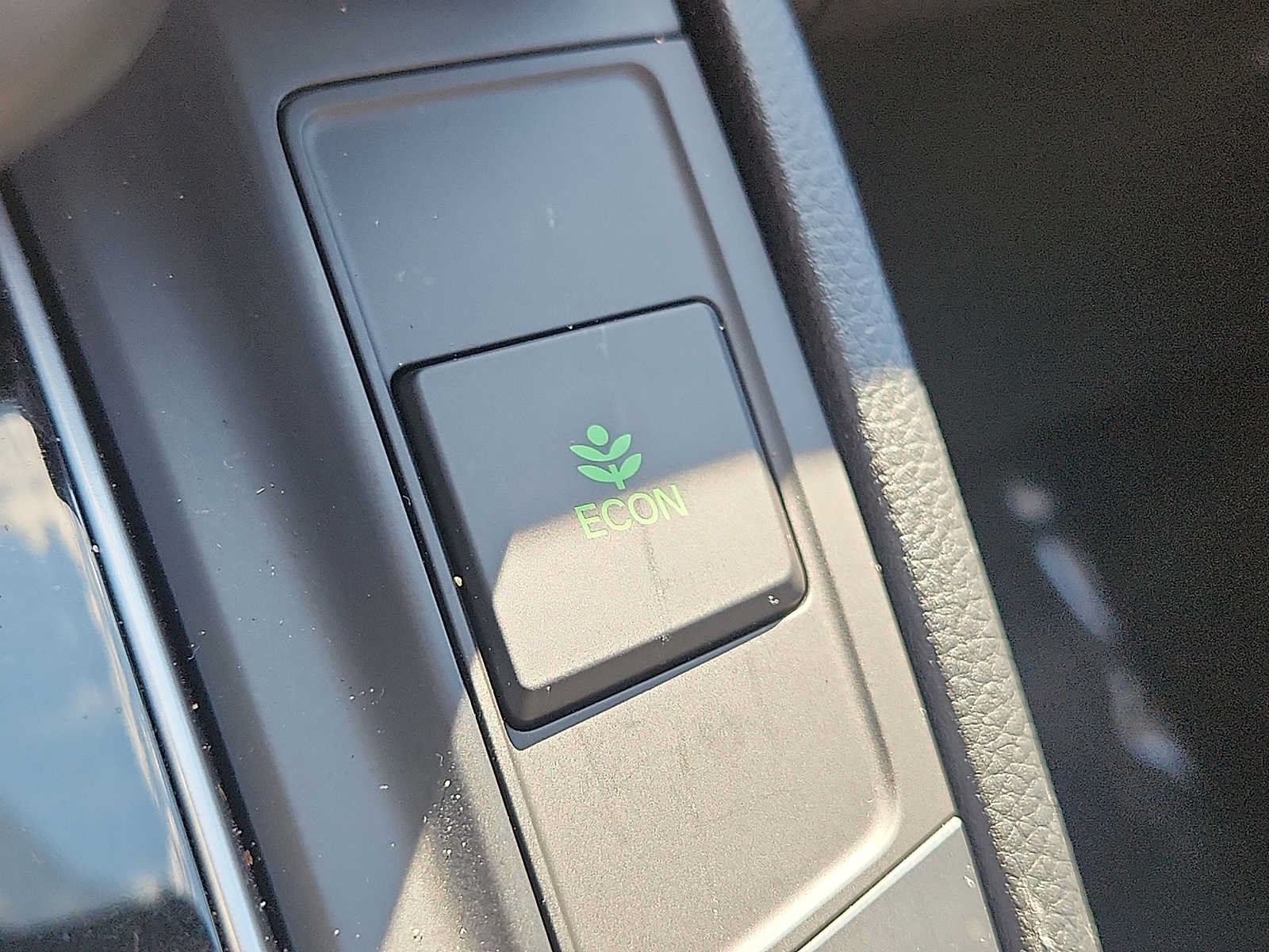Certified 2018 Honda CR-V Touring image 25