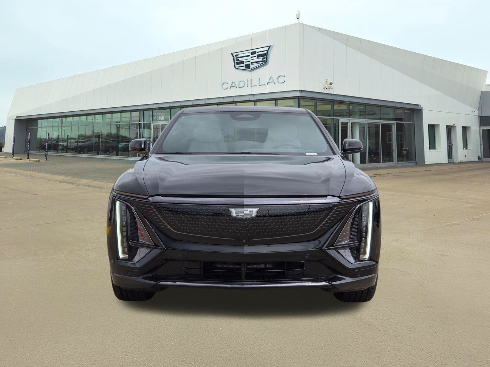 New 2026 Cadillac Lyriq Premium Luxury AWD/4WD image 2