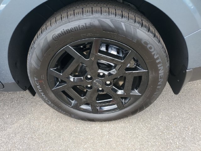 New 2027 Kia Carnival SX w/ Dark Edition Package FWD image 13