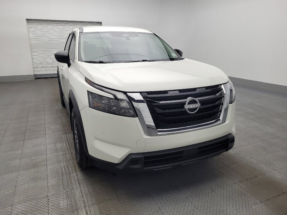 Used 2023 Nissan Pathfinder S image 14