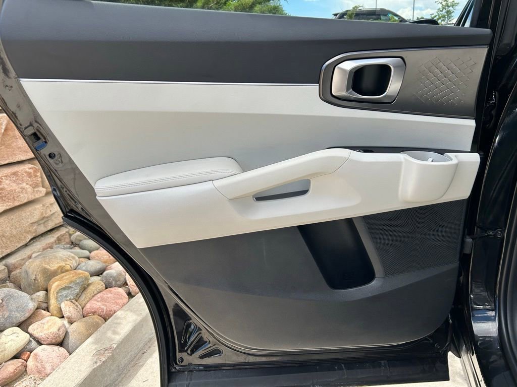 Used 2024 Kia Sorento EX w/ Panoramic Sunroof Package AWD/4WD image 25