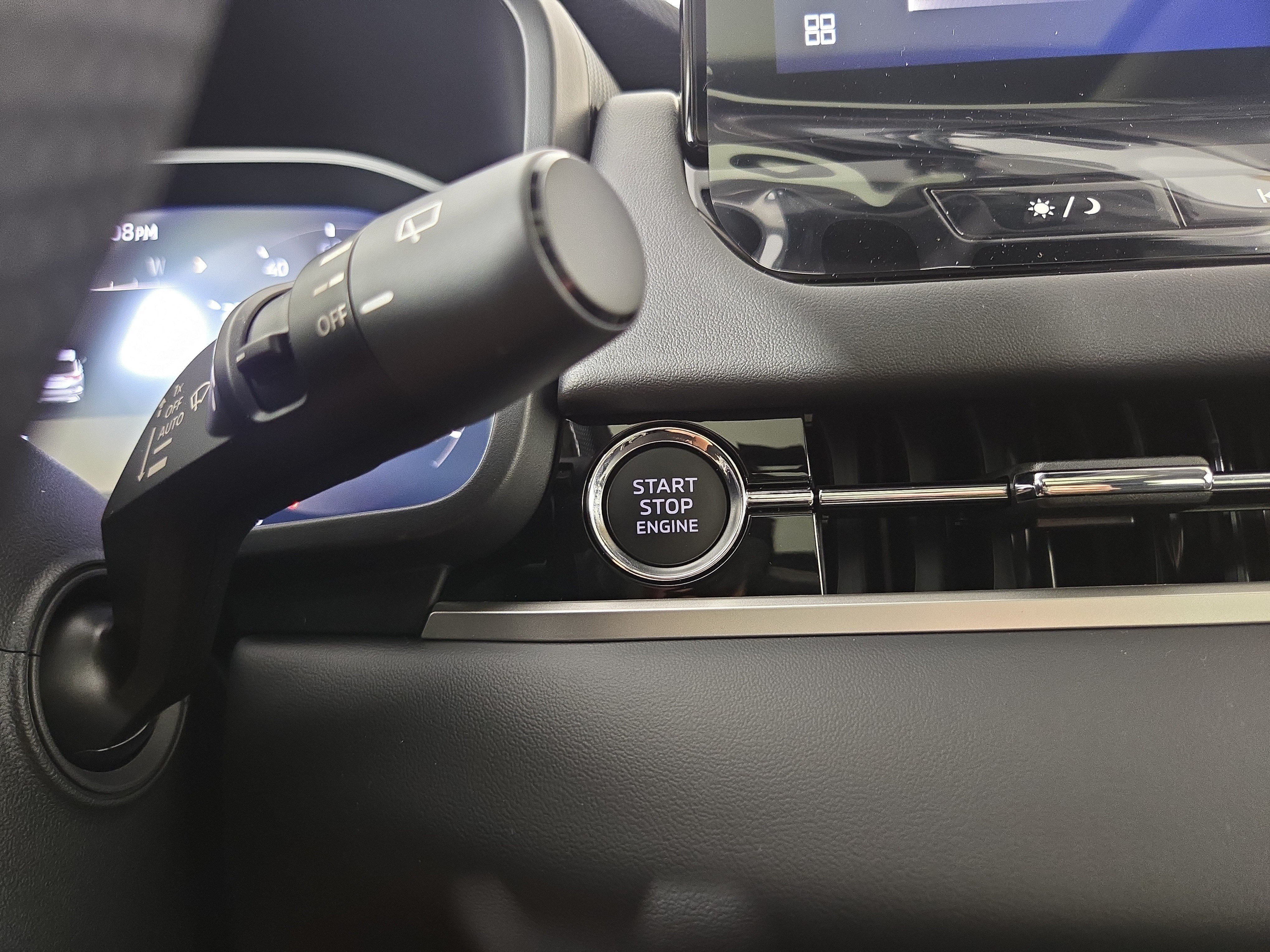 New 2026 Mitsubishi Outlander SEL FWD image 26