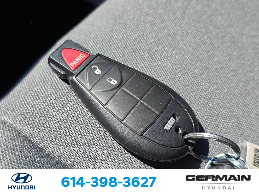 Used 2024 RAM 1500 Classic SLT AWD/4WD image 34