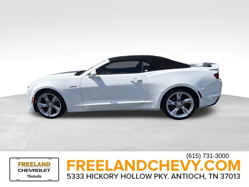Used 2020 Chevrolet Camaro LT w/ Technology Package RWD image 6