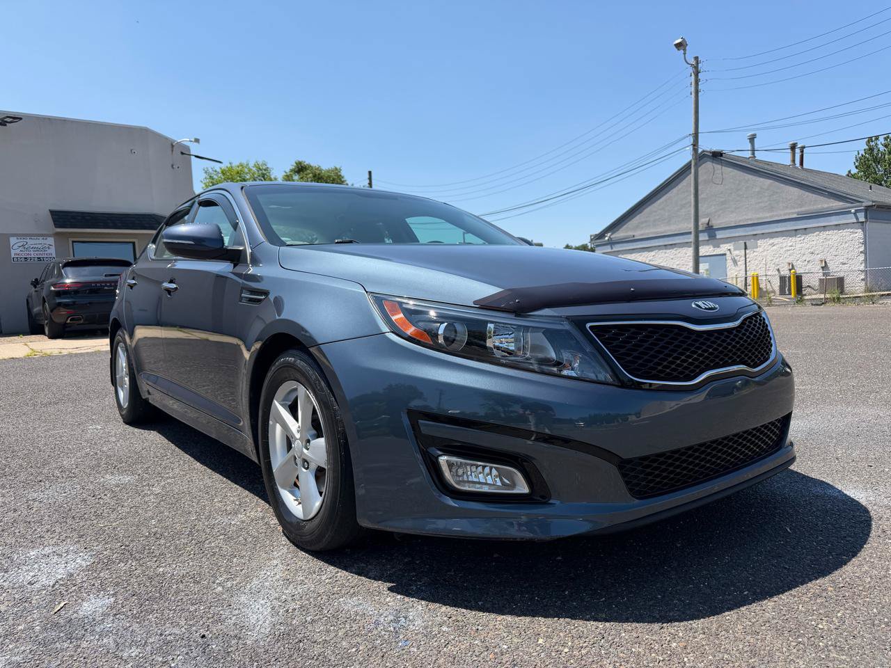 Used 2015 Kia Optima LX FWD image 3
