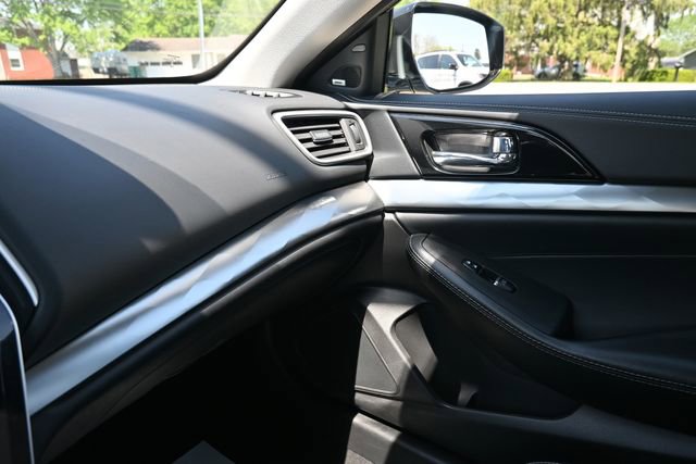 Used 2023 Nissan Maxima SL FWD image 28