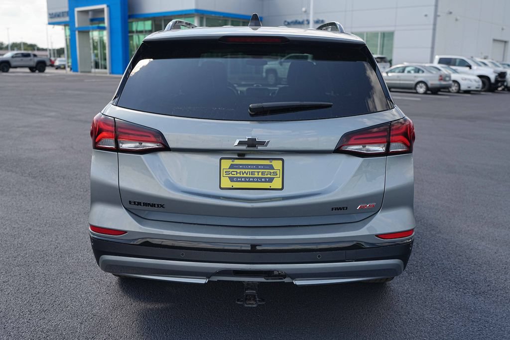 Used 2024 Chevrolet Equinox RS w/ LPO, Floor Liner Package AWD/4WD image 7