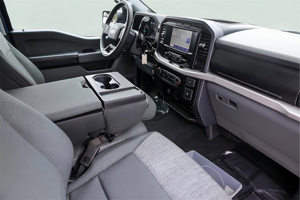 Used 2023 Ford F150 XLT image 32
