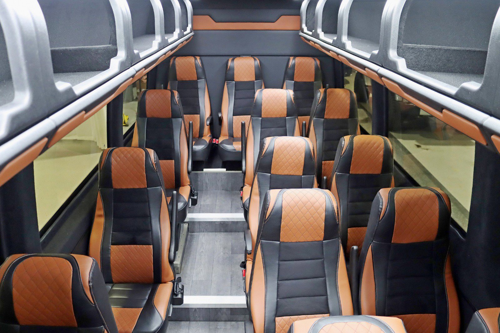 Used 2023 Mercedes-Benz Sprinter 3500 image 23