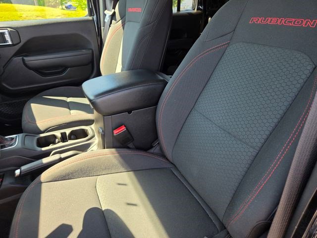 Used 2022 Jeep Gladiator Rubicon AWD/4WD image 2