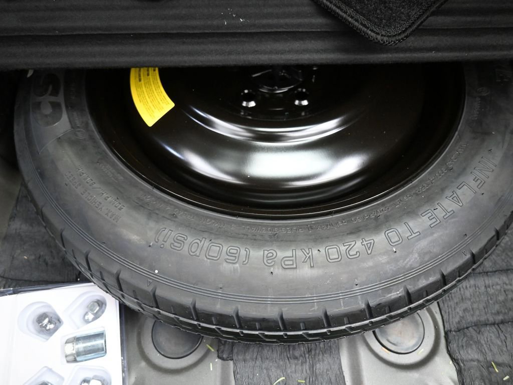 Certified 2025 Kia Sportage SX image 24