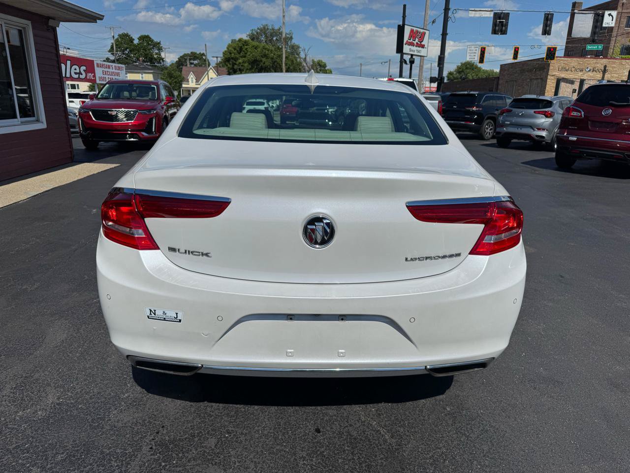 Used 2017 Buick LaCrosse Essence w/ Sun and Shade Package FWD image 6