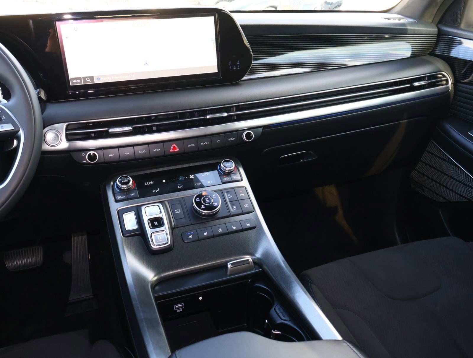 Used 2025 Hyundai Palisade Calligraphy image 11