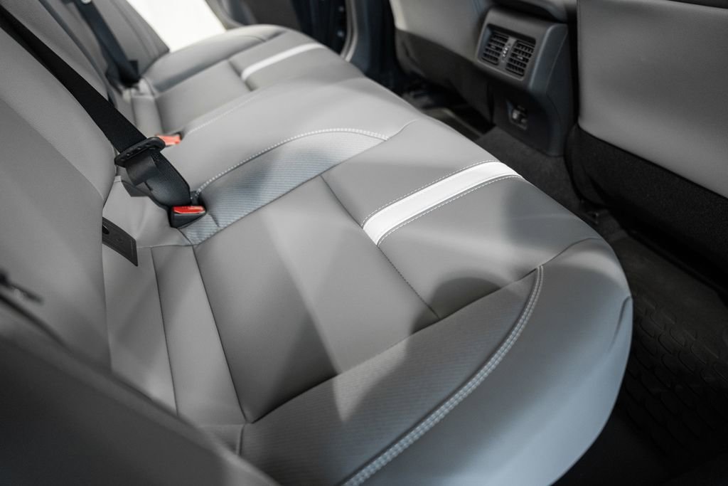 New 2026 Toyota Camry SE FWD image 29