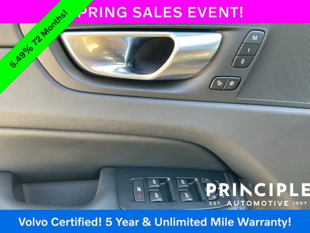 Certified 2025 Volvo XC60 B5 Core image 14