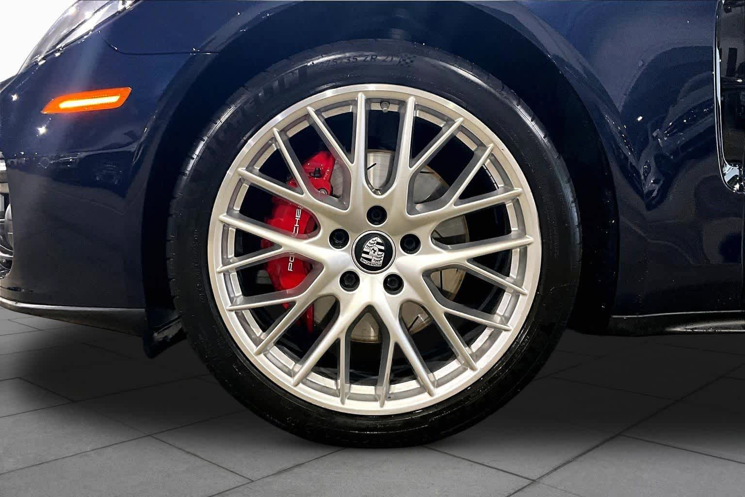Used 2021 Porsche Panamera 4S AWD/4WD image 10